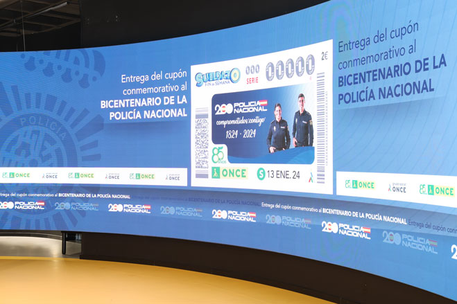 Pantalla con la imagen del cupón ONCE conmemorativo del bicentenario de la Policía Española.