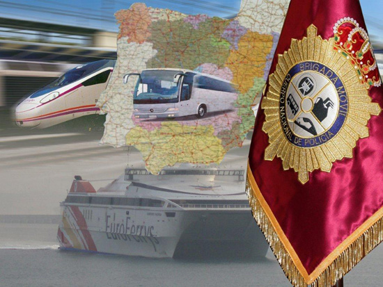 Composición de un mapa de España y fotos de un tren AVE, un autobús y un Ferry, junto con un banderín color carmesí con el escudo de la Brigada Móvil.