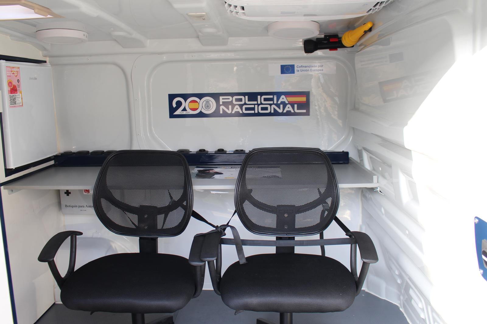 Interior del laboratorio móvil