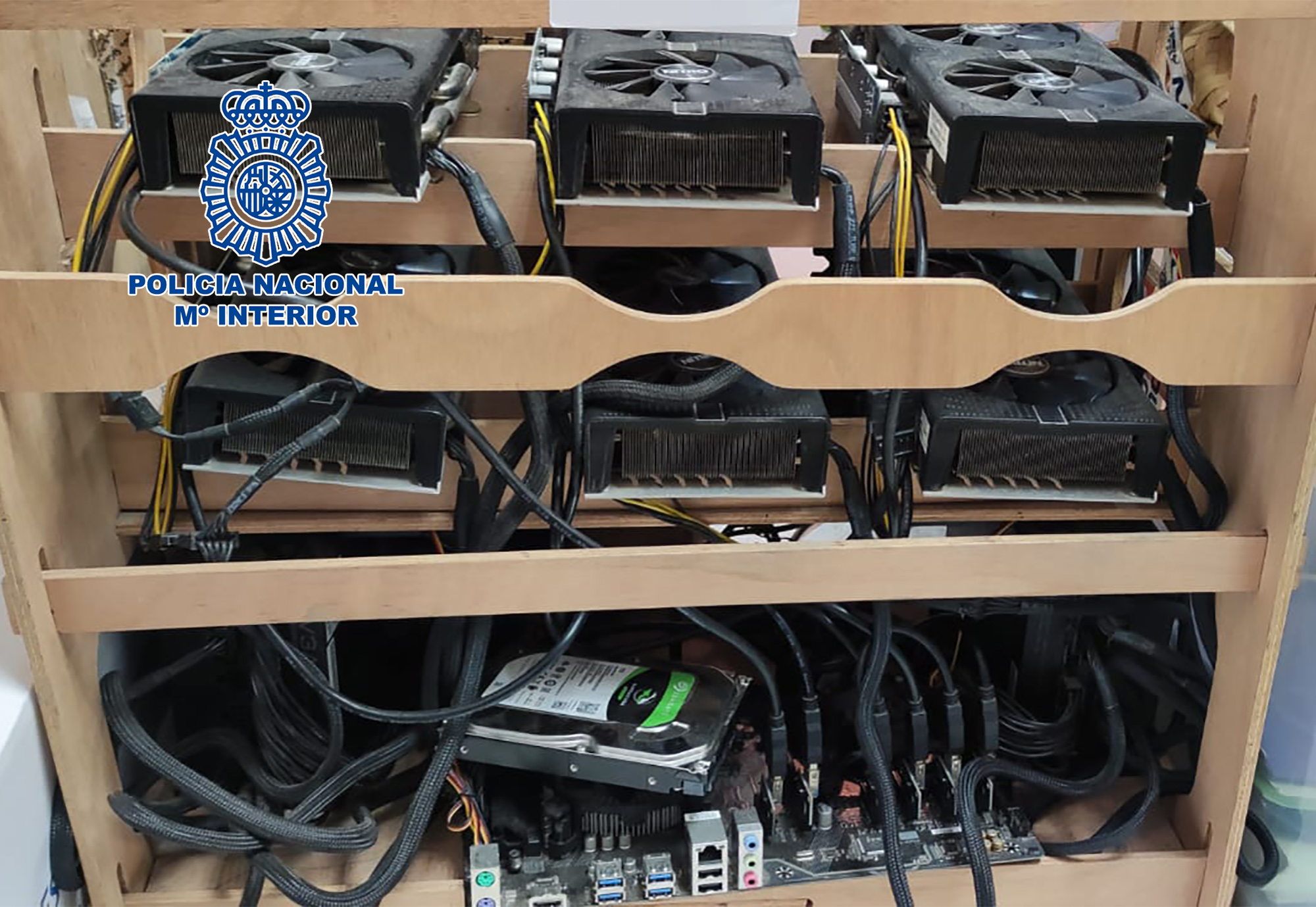 Equipos informáticos intervenidos