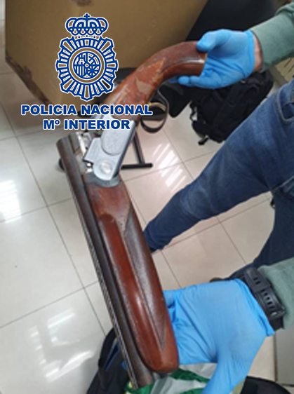 Una de las armas intervenidas