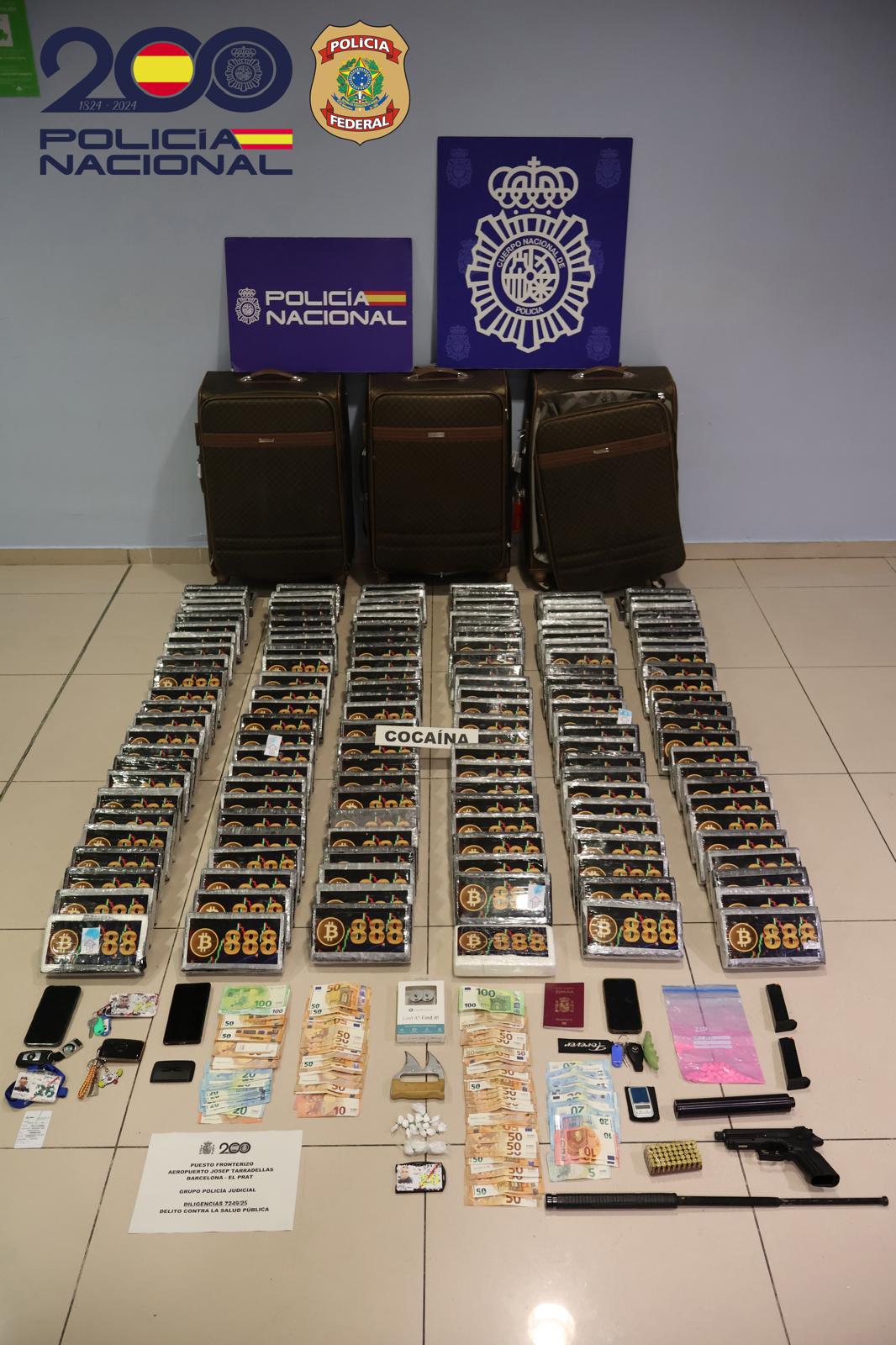 Foto objetos intervenidos 