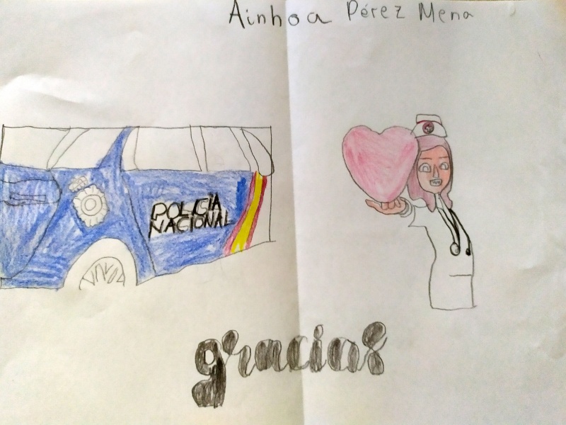 Dibujo en el que se puede ver a un coche de la policía nacional y una enfermera la cual sujeta en la mano un gran corazón.