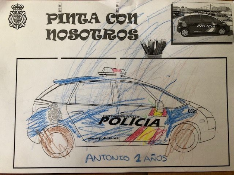 Dibujo coloreado de  un coche radio patrulla de la Policía Nacional.