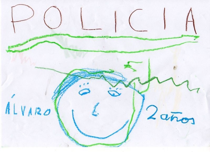 Dibujo de una gran cara sonriente de un niño.