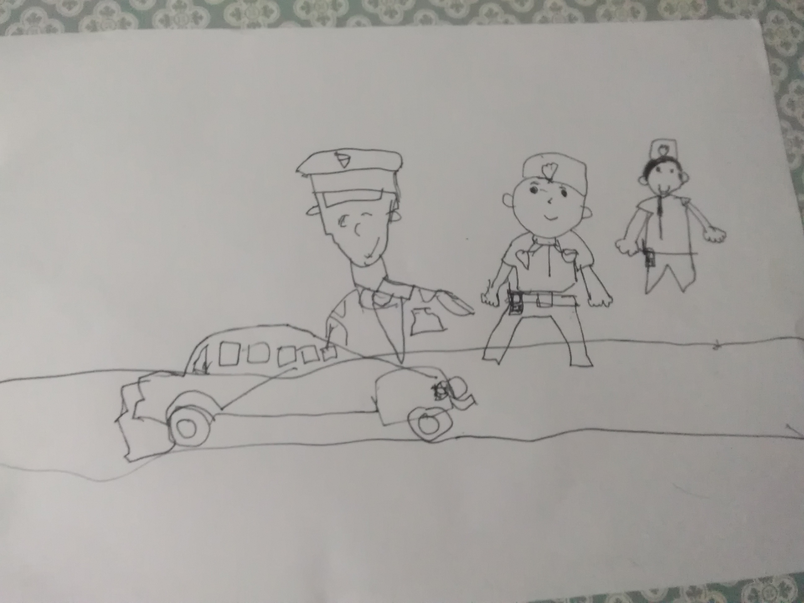 Dibujo a de tres policías acompañados de un vehículo policial.