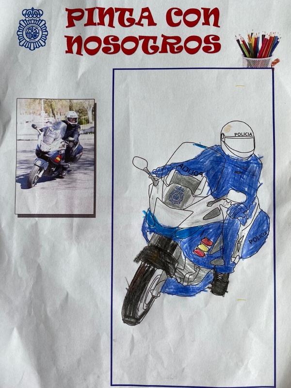 Dibujo coloreado de un Policía Nacional montado en su motocicleta 